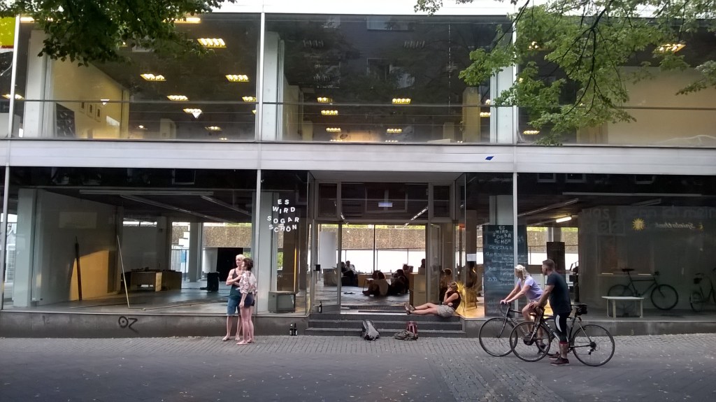 © es wird sogar schön